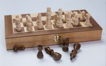 Komplett schackspel med spelplan i trämosaik